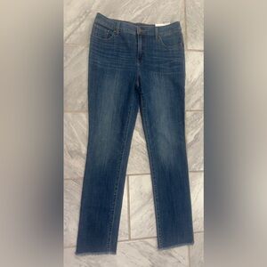 NWT Chicos Womens So Slimming Girlfriend Slim Leg Jeans Size 8 Tall